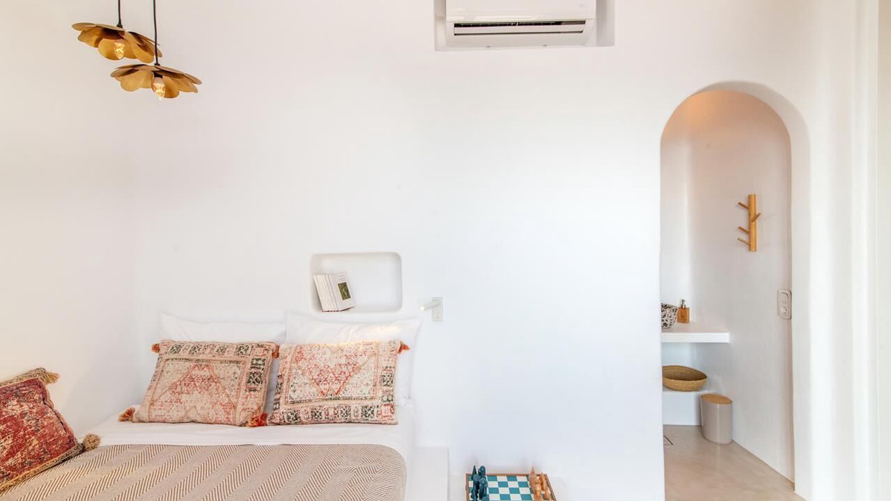 Photo of Bedroom in Exomvourgo