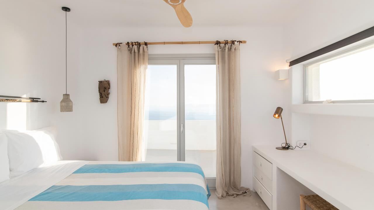 Photo of Bedroom in Exomvourgo