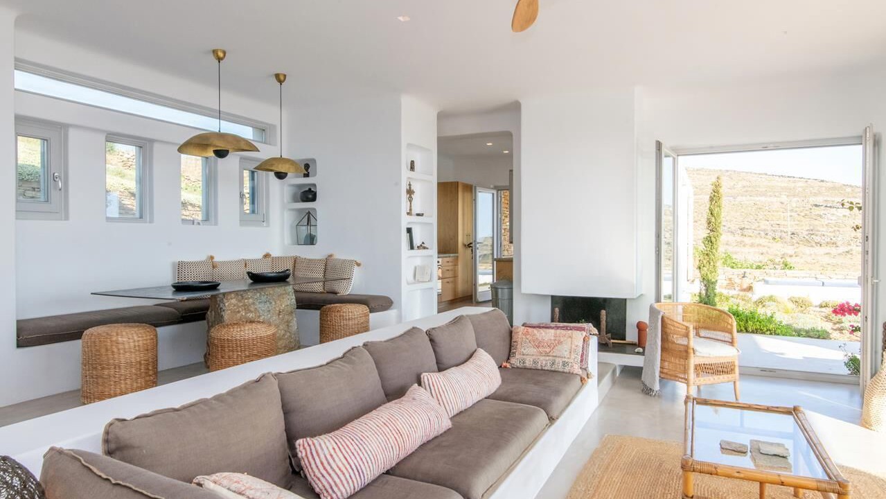 Photo of Livingroom in Exomvourgo