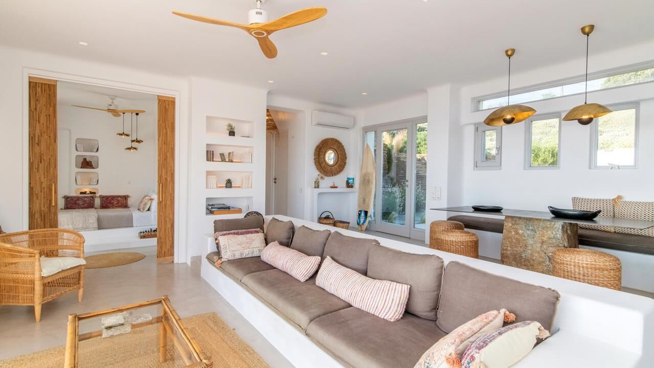 Photo of Livingroom in Exomvourgo