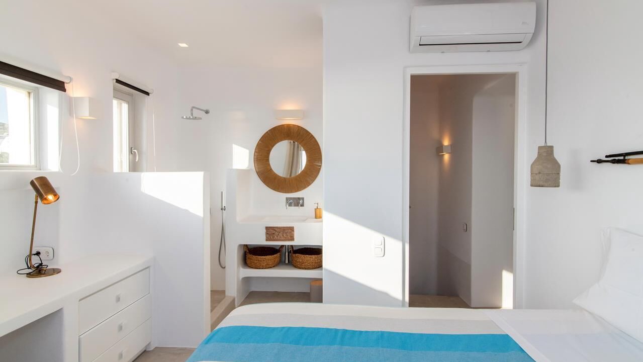 Photo of Bedroom in Exomvourgo