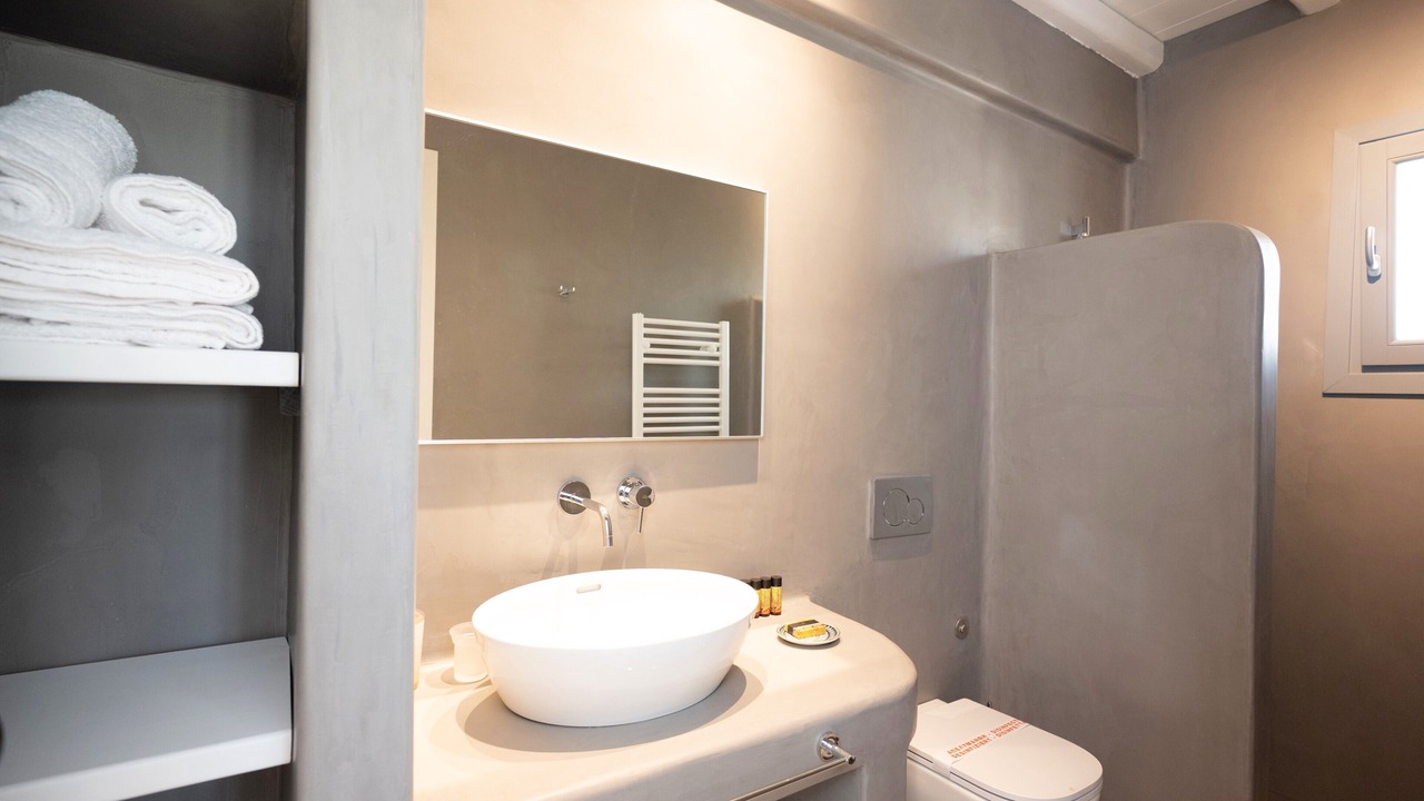 Photo of Bathroom in Ano Mera