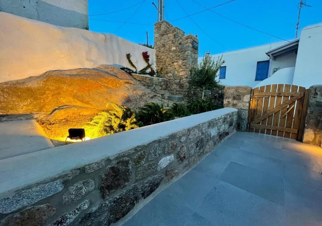 Photo of Outdoor in Ano Mera