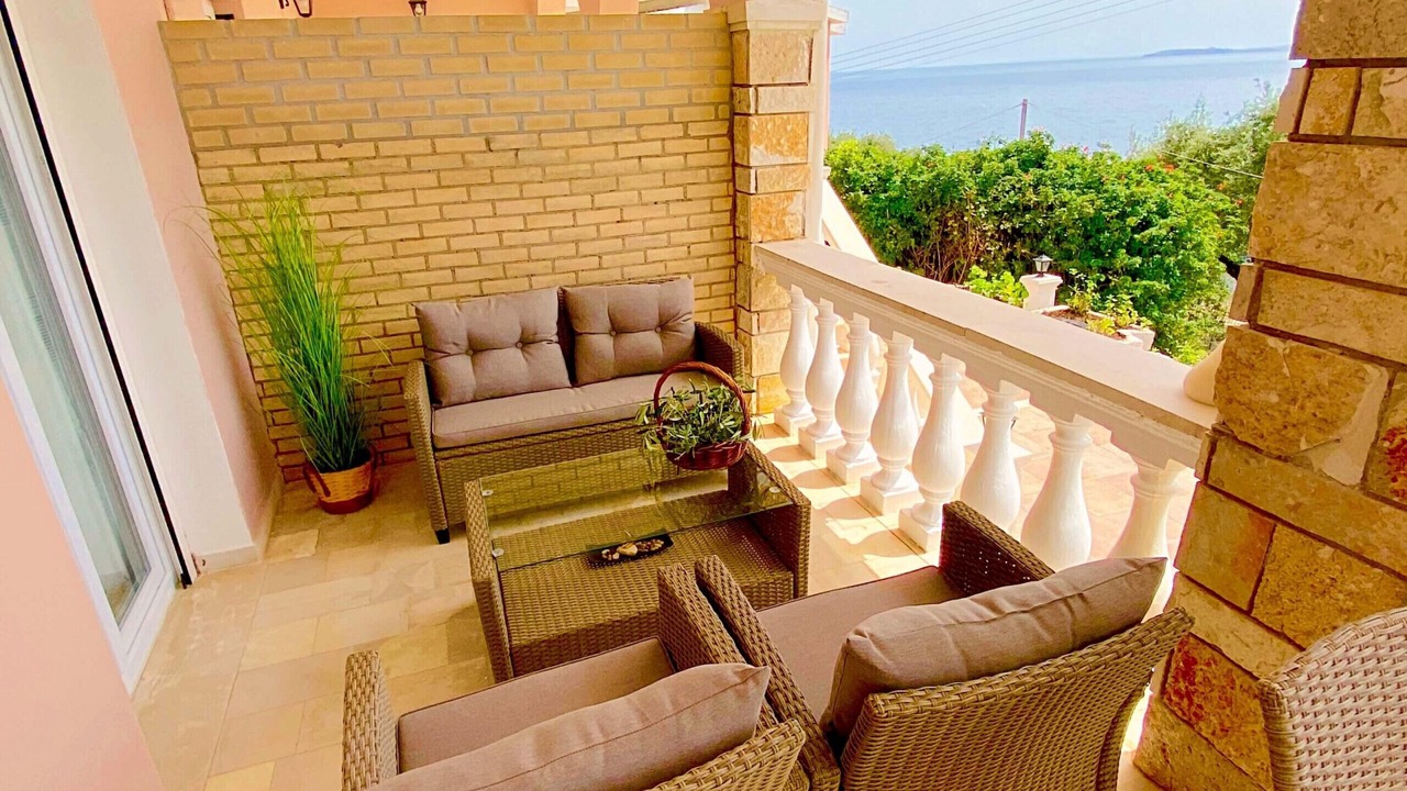 Photo of Patio Balcony in Barbati