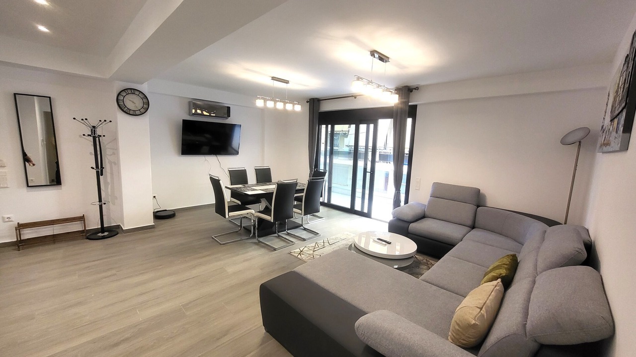 Photo of Livingroom in Kinosargous