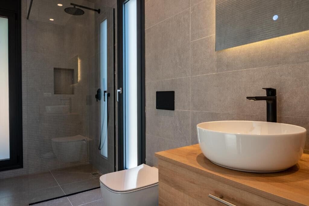 Photo of Bathroom in West Mani