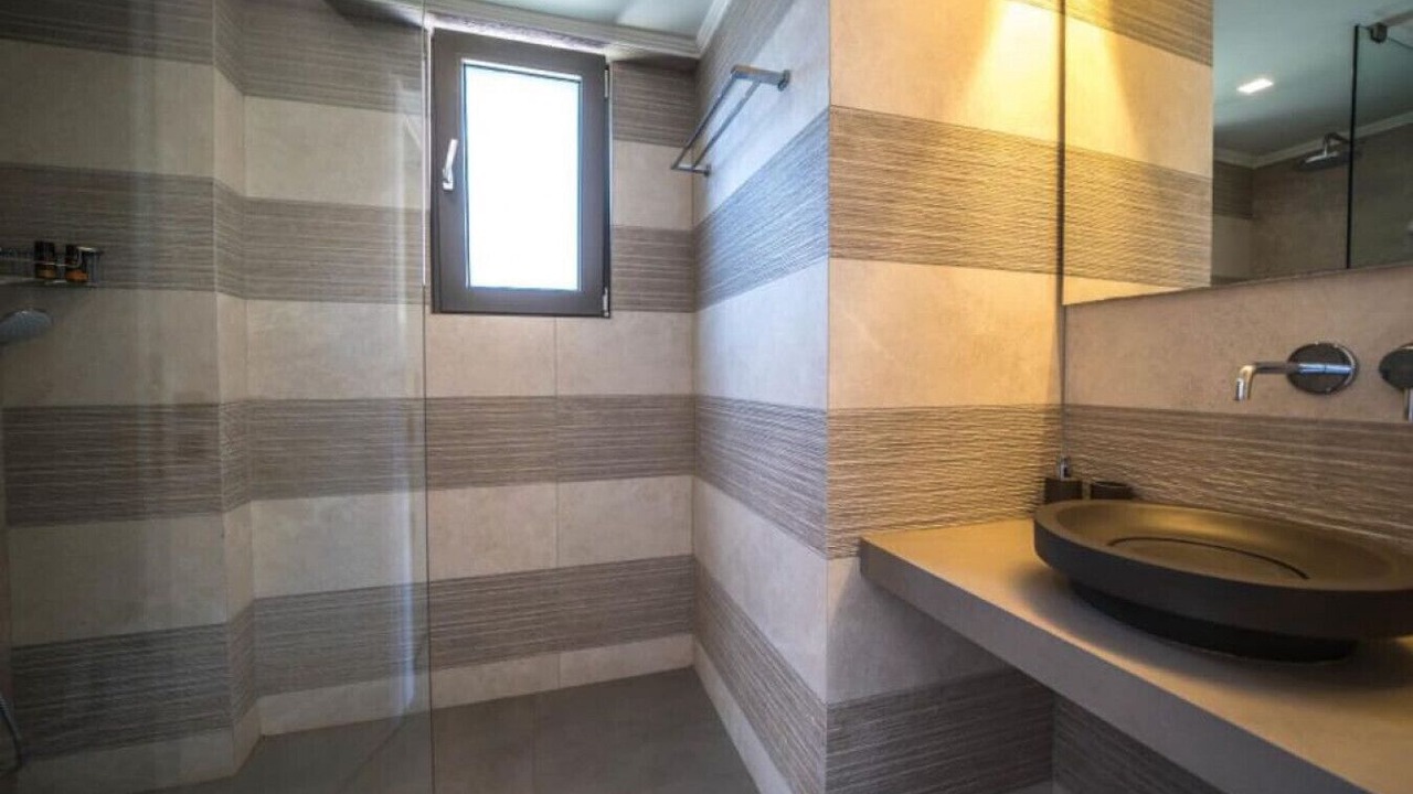 Photo of Bathroom in Kato Stalos