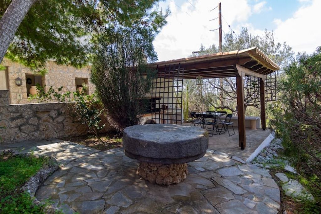 Photo of Outdoor in Agios Emilianos