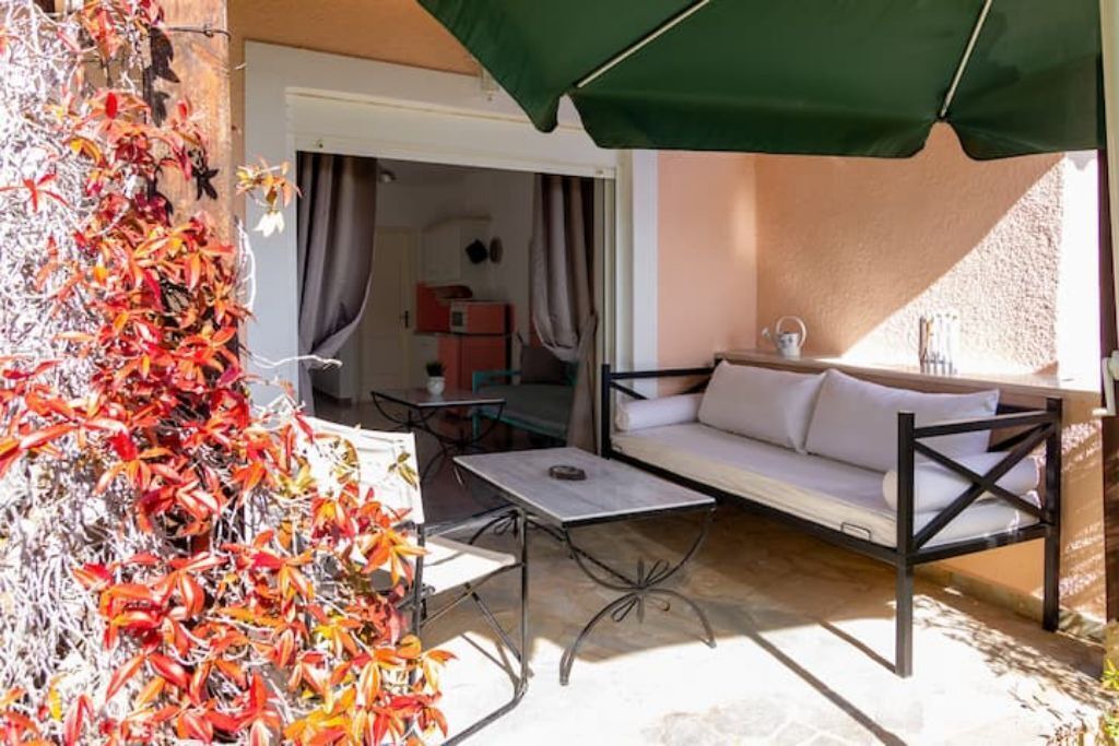 Photo of Patio Balcony in Agios Emilianos
