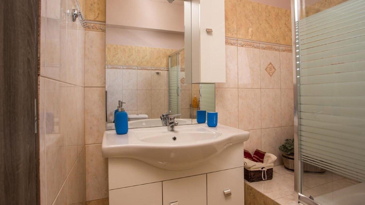 Photo of Bathroom in Koskinou