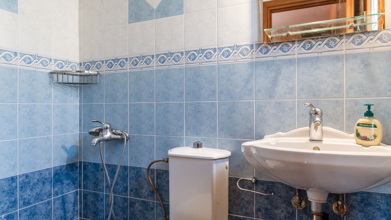 Photo of Bathroom in Kapparia