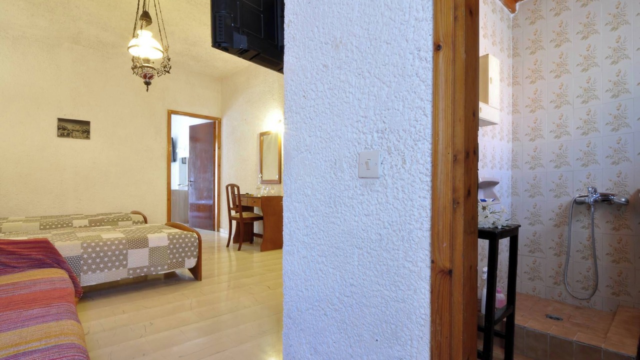 Photo of Bedroom in Alepou