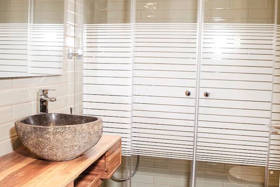 Photo of Bathroom in Neapoli