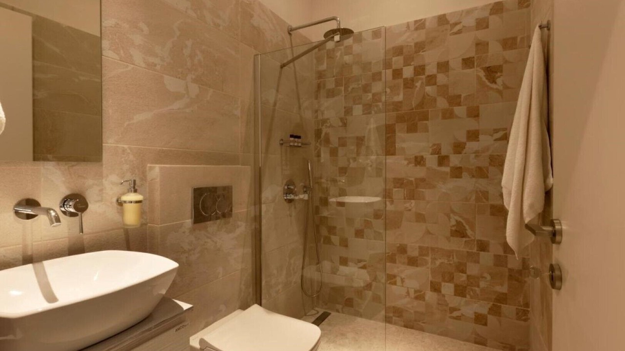 Photo of Bathroom in Limni Vouliagmenis