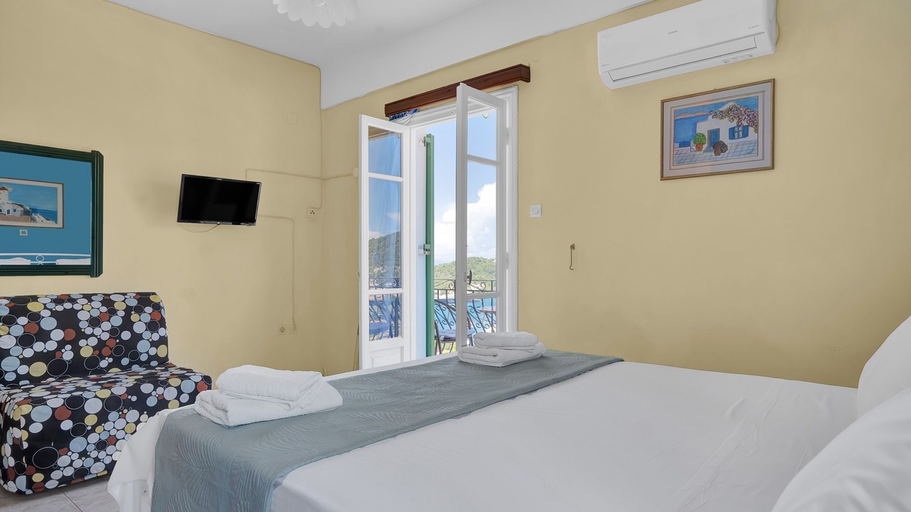 Photo of Bedroom in Vathy