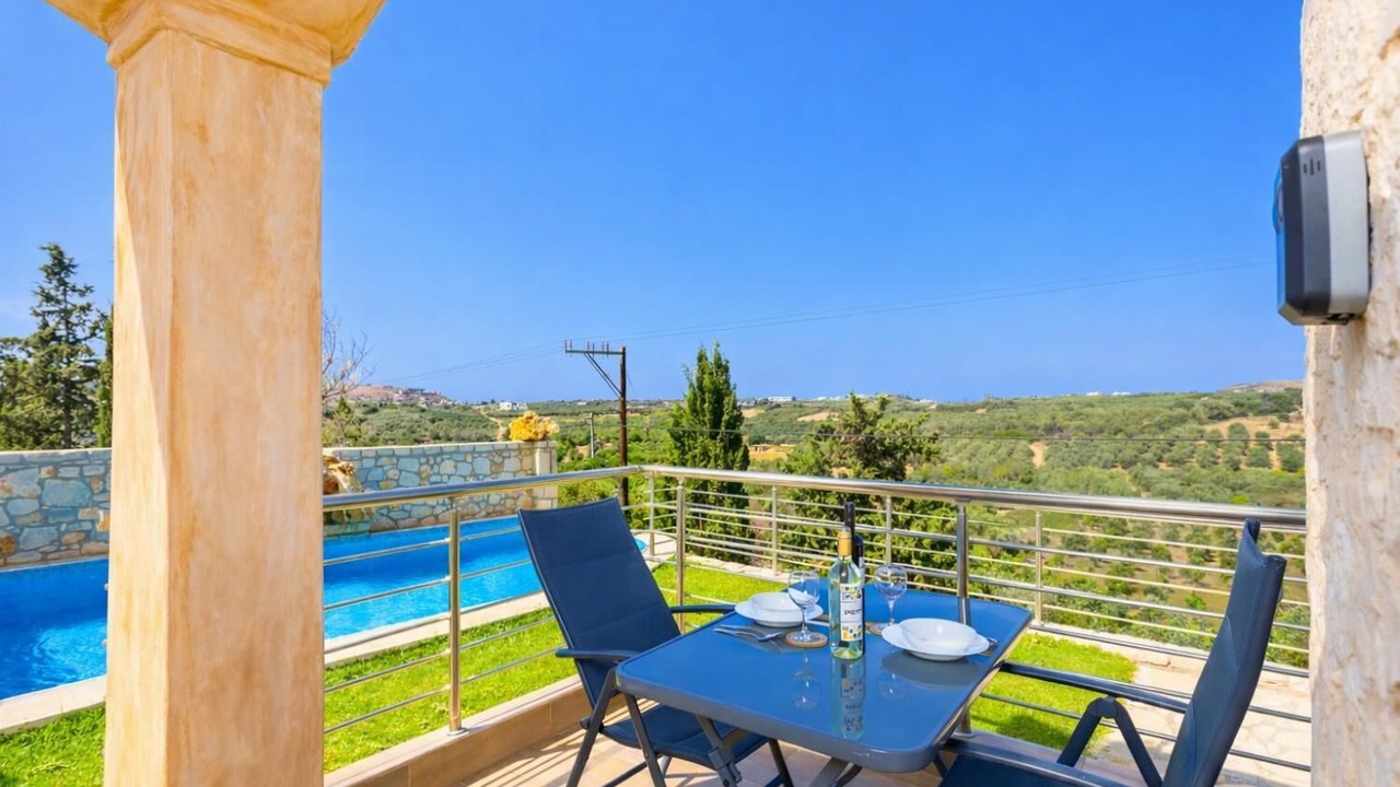 Photo of Outdoor in Roumeli