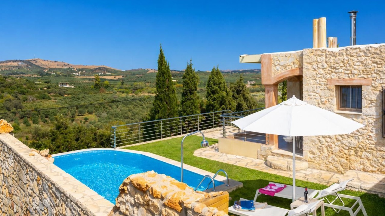 Photo of Outdoor in Roumeli