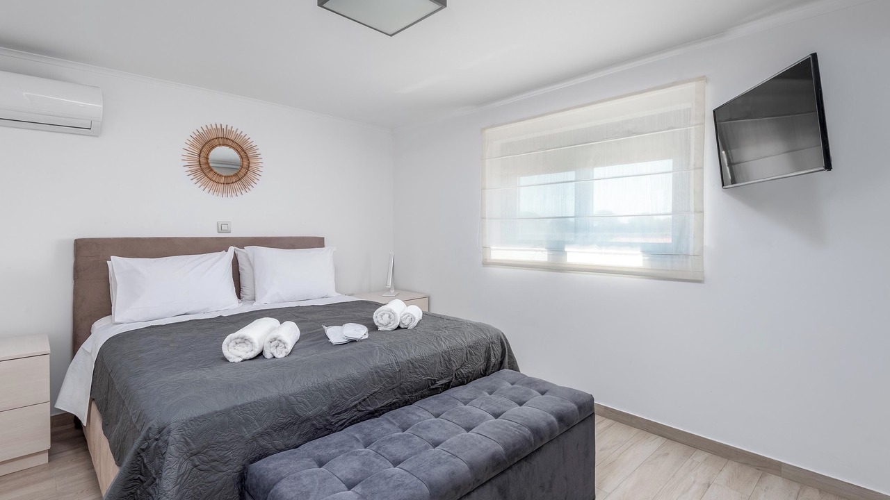 Photo of Bedroom in Petaloudes