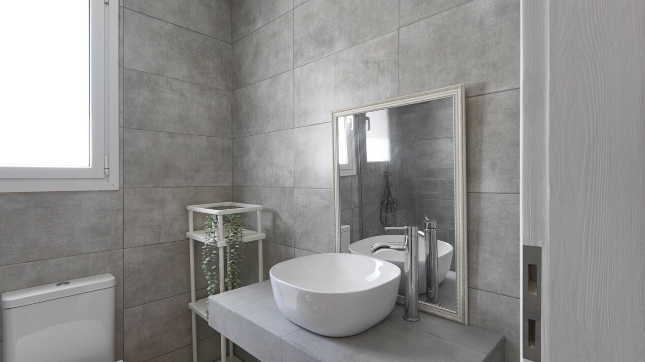 Photo of Bathroom in Neos Kosmos