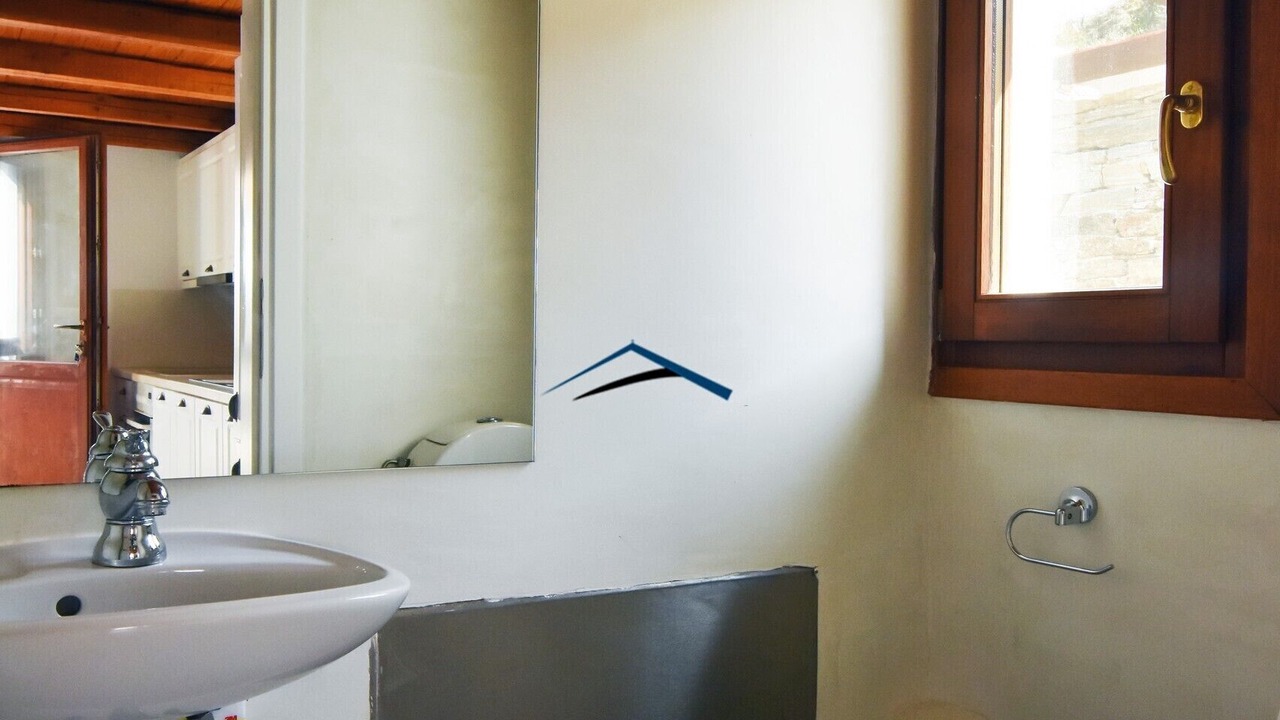 Photo of Bedroom in Kea