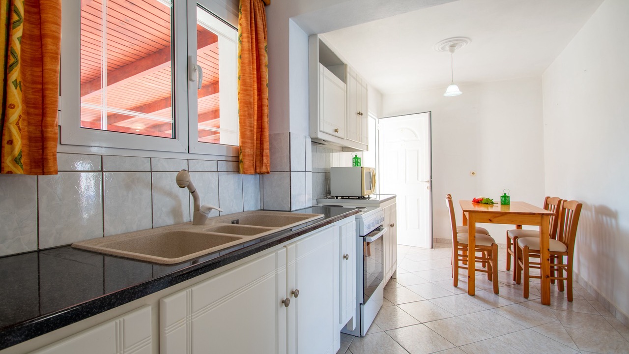 Photo of Kitchen in Amoudi