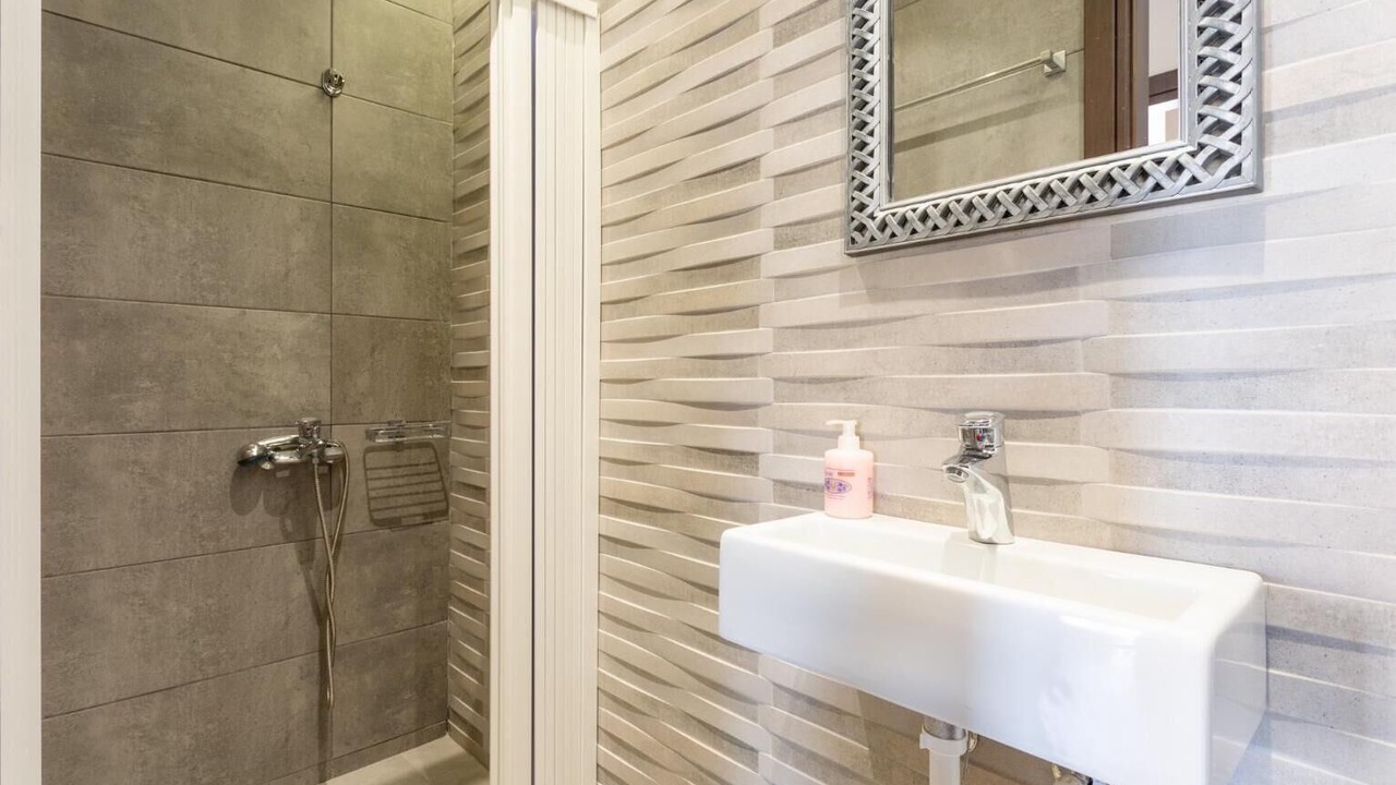 Photo of Bathroom in Megala Chorafia