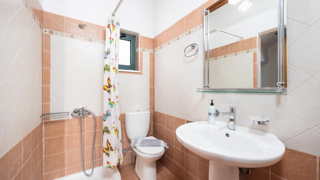 Photo of Bathroom in Fragkokastello