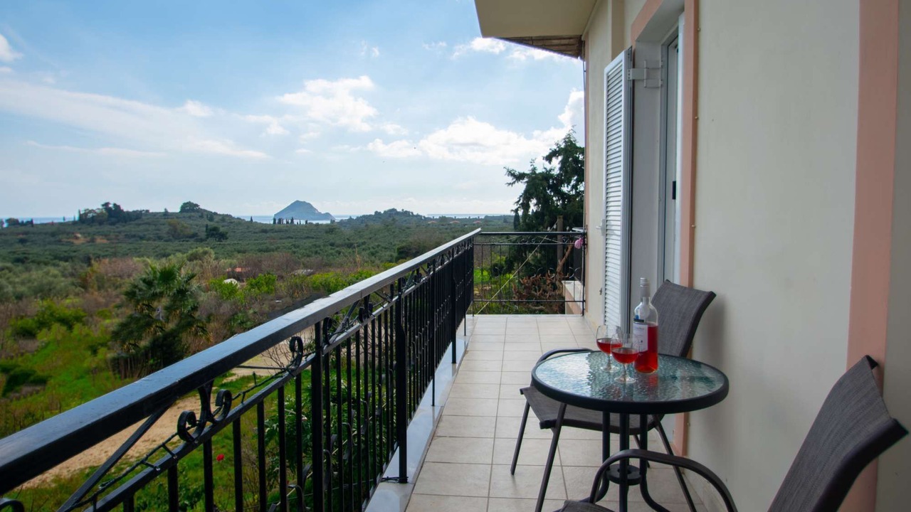 Photo of Patio Balcony in Lithakia