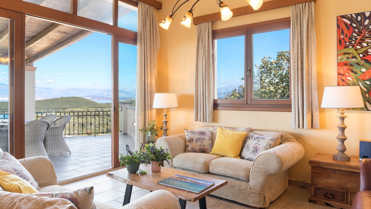 Photo of Livingroom in Petaleia
