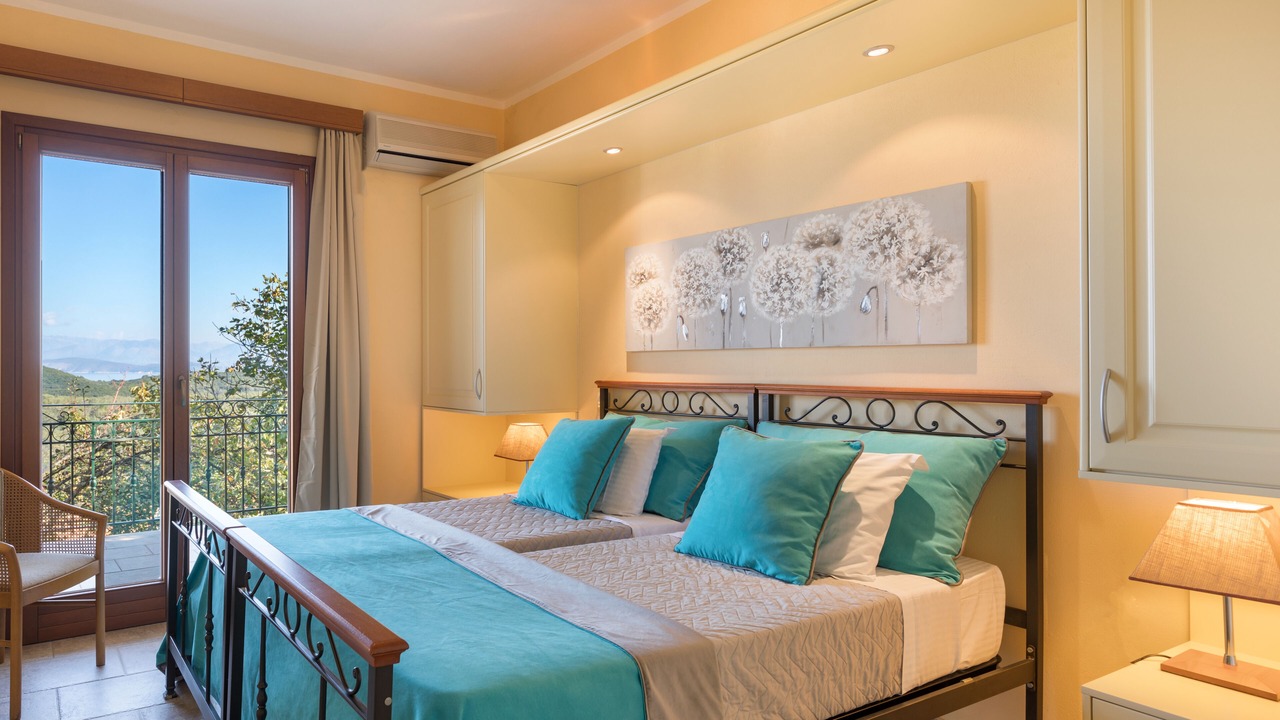 Photo of Bedroom in Petaleia