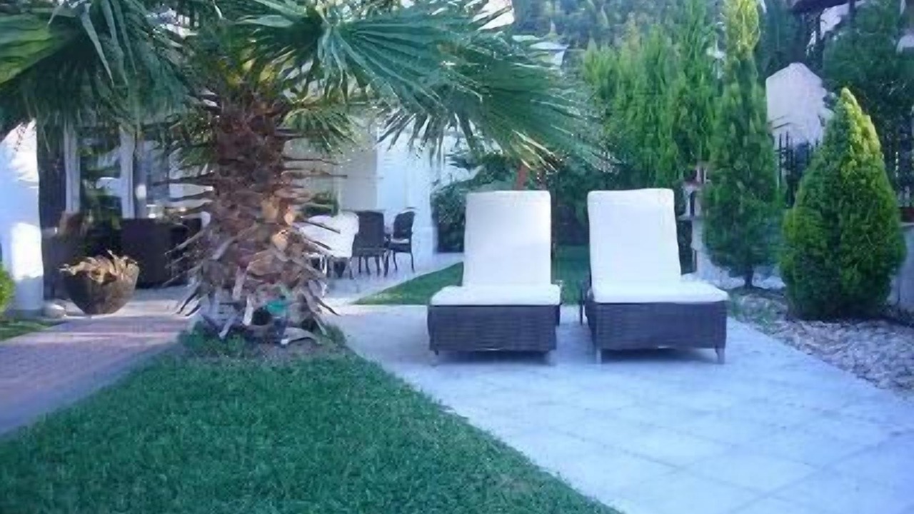 Photo of Patio Balcony in Polichrono