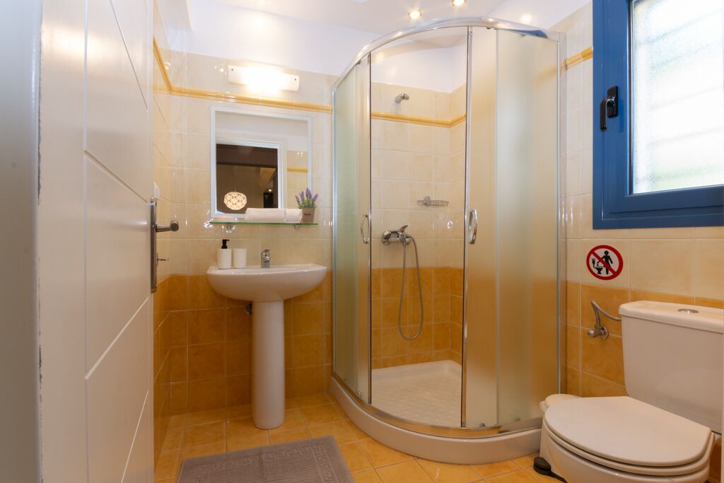 Photo of Bathroom in Barbati