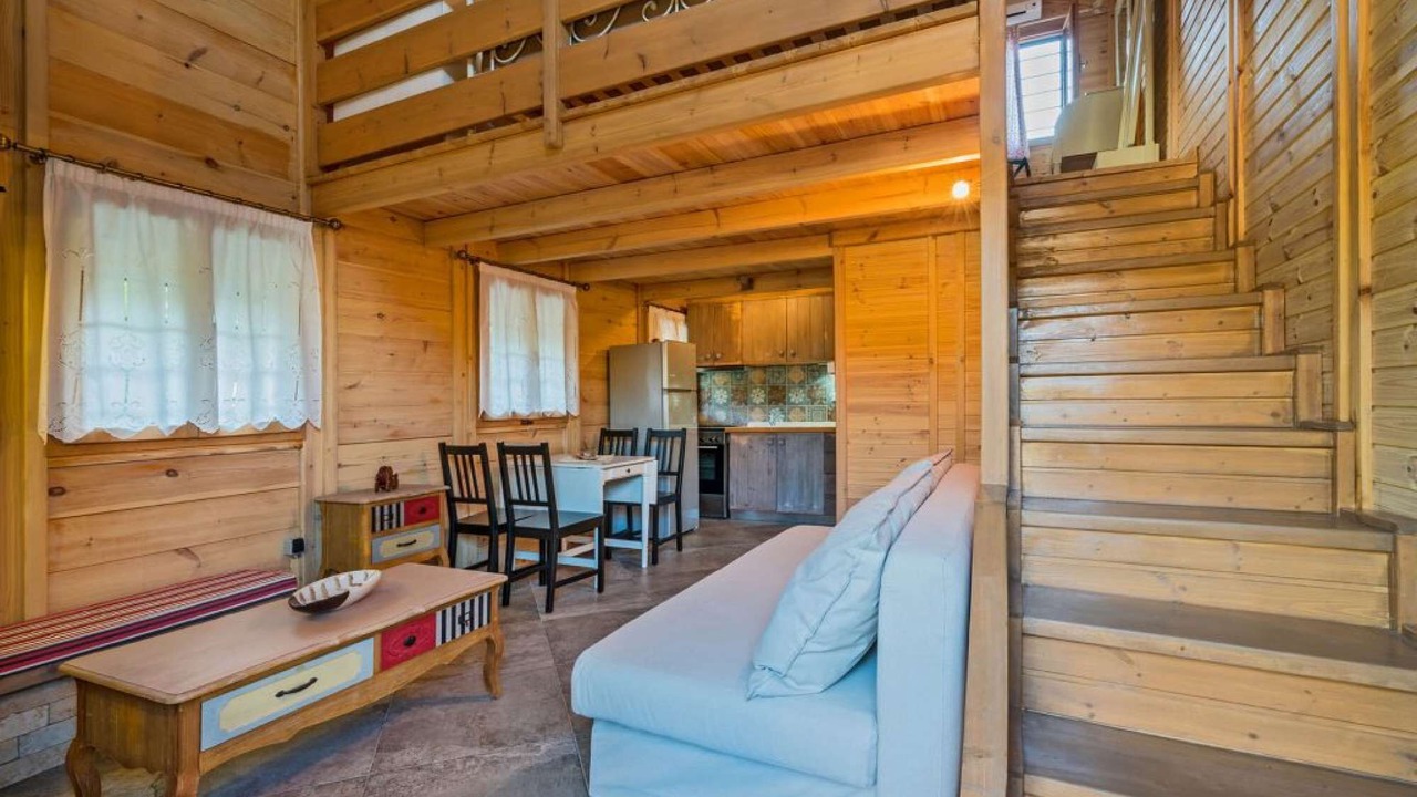 Photo of Livingroom in Polichrono