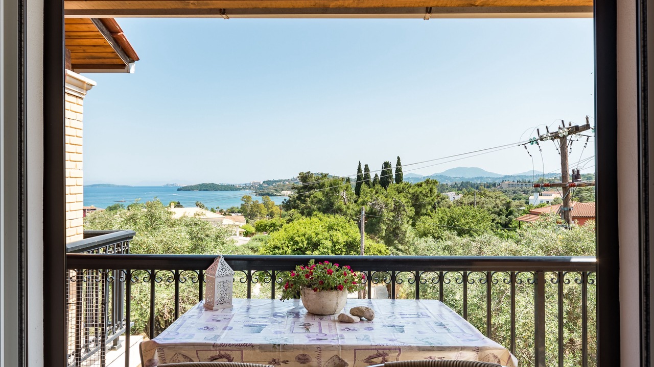 Photo of Patio Balcony in Dassia