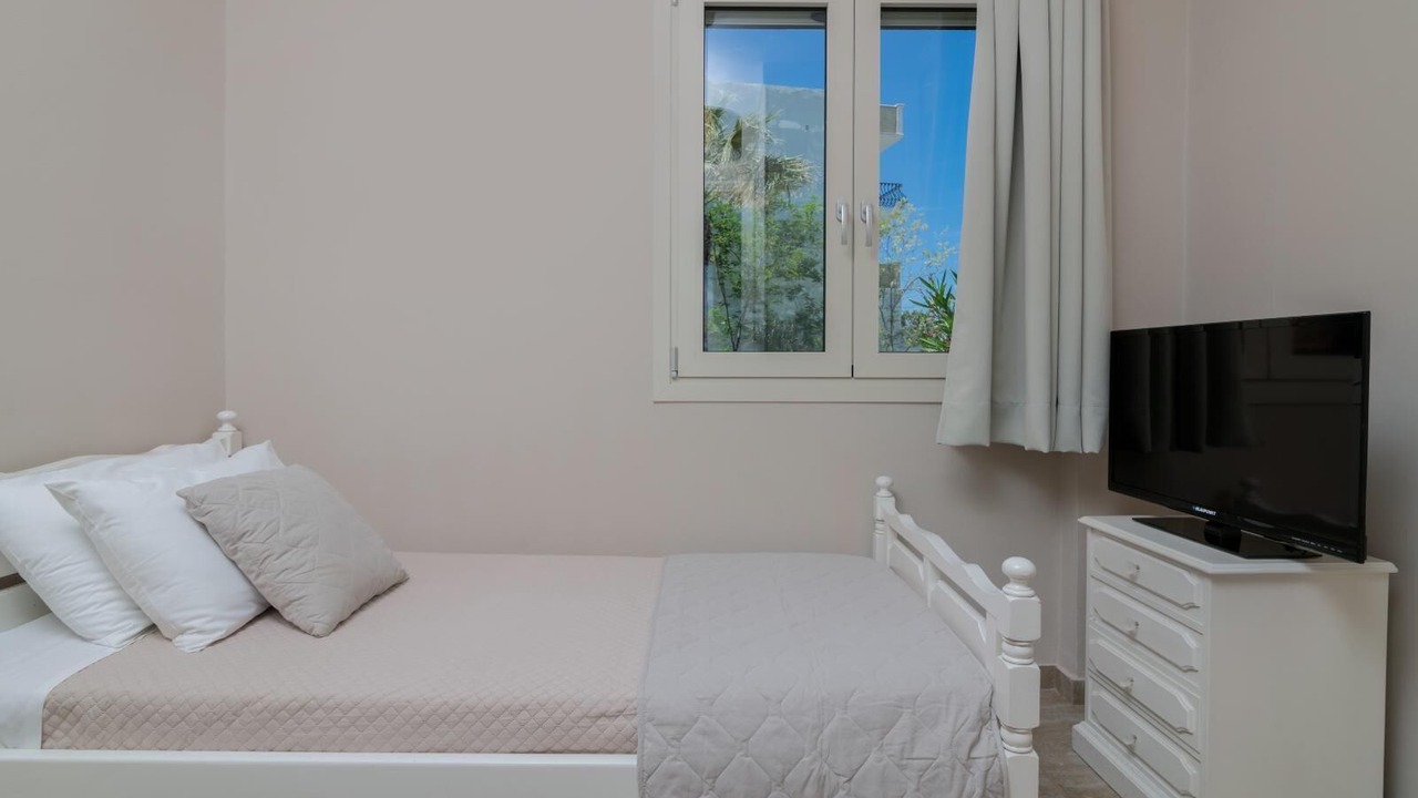 Photo of Bedroom in Argassi