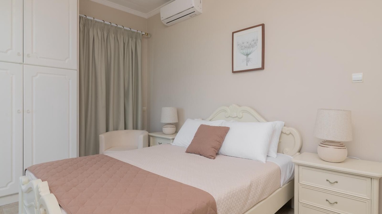 Photo of Bedroom in Argassi