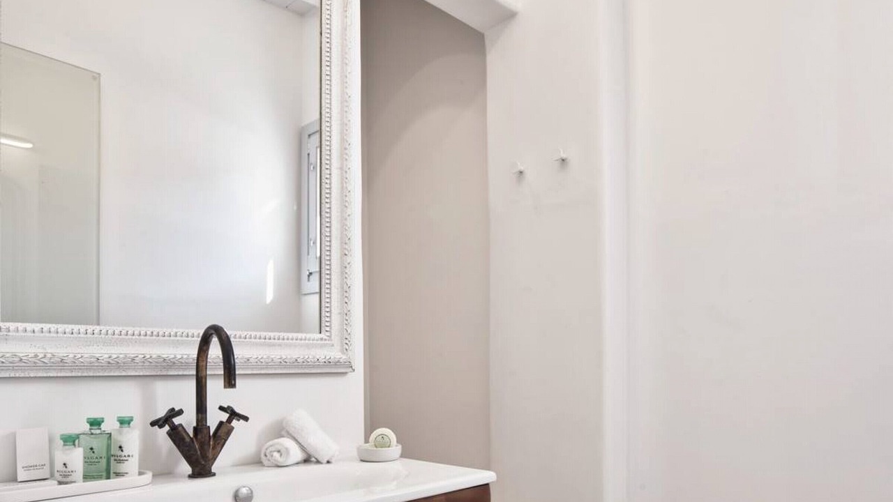 Photo of Bathroom in Elia