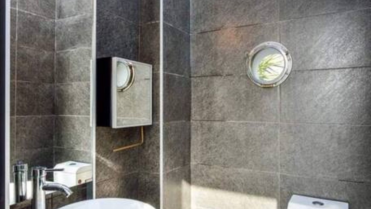 Photo of Bathroom in Chorafakia