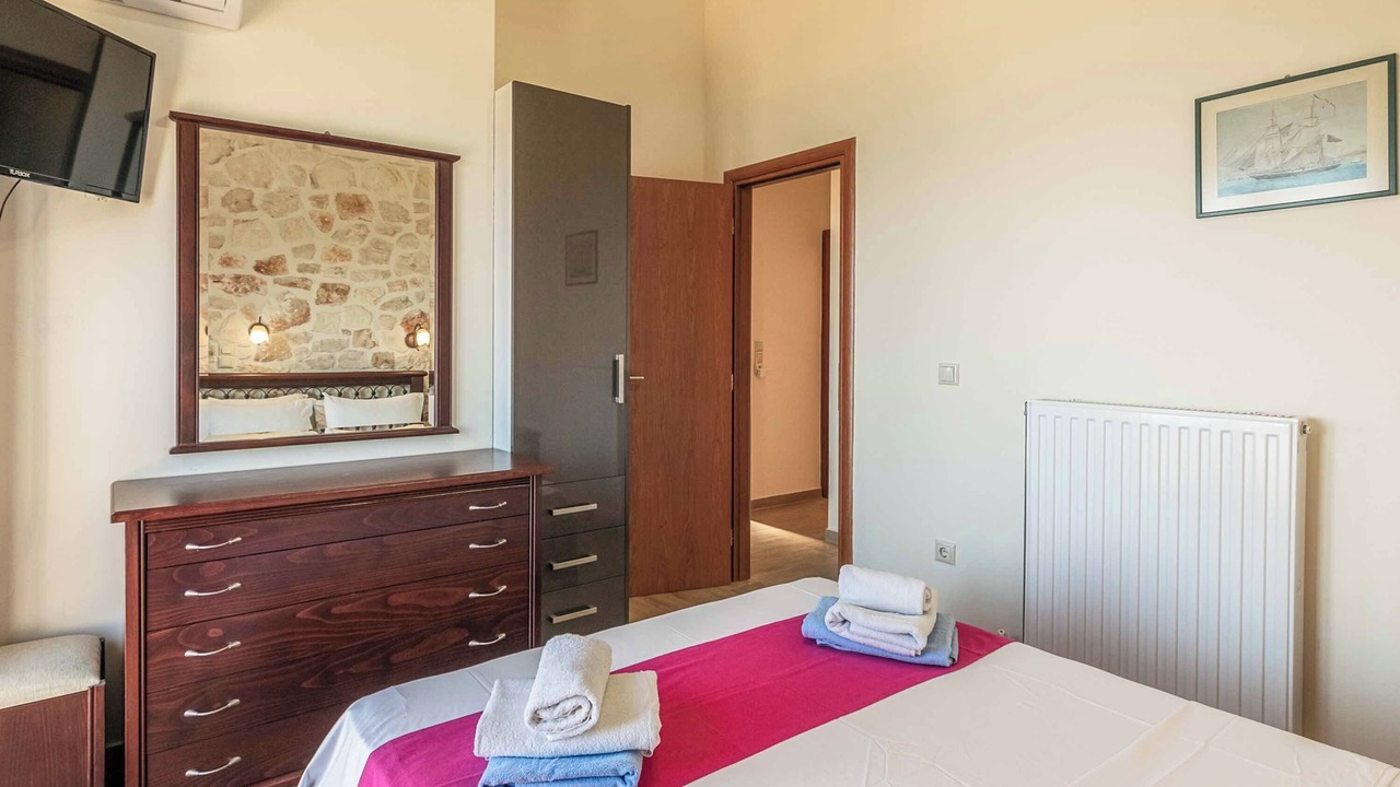Photo of Bedroom in Elation