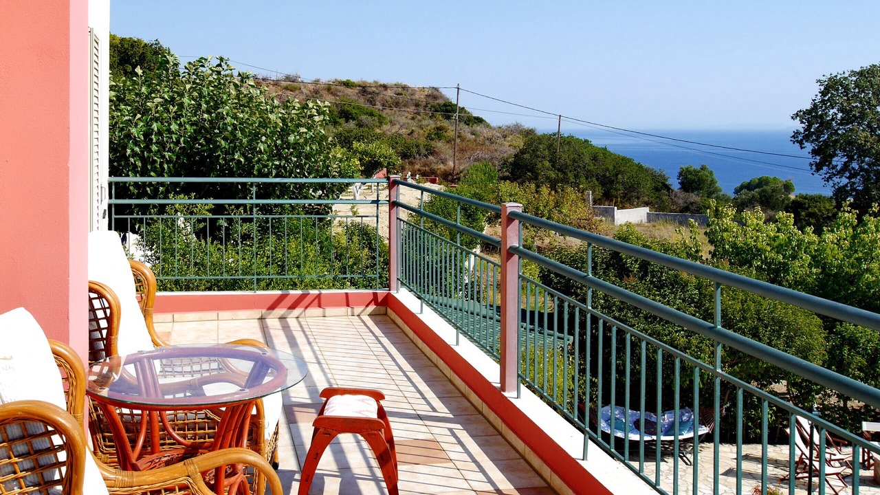 Photo of Patio Balcony in Leivathos