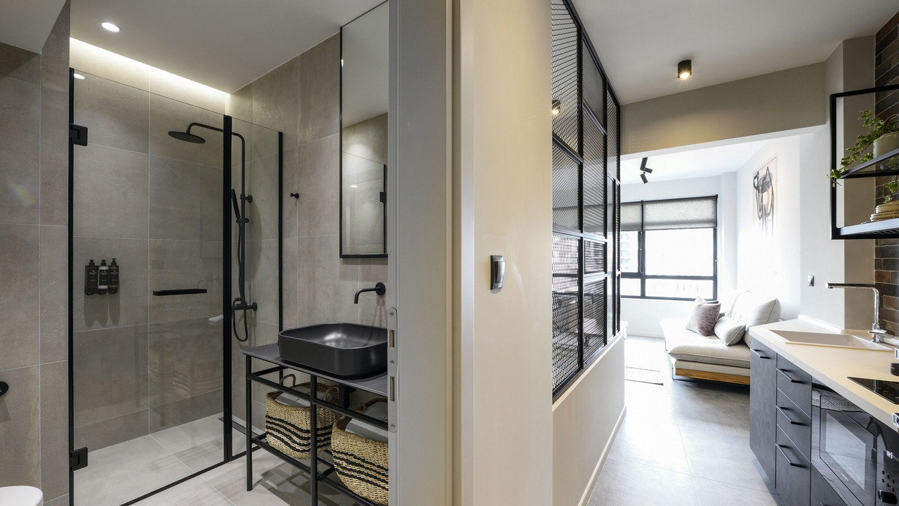 Photo of Bathroom in Ladadika