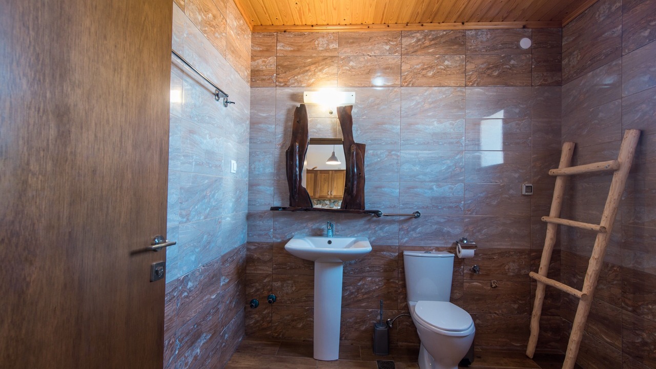 Photo of Bathroom in Arillas