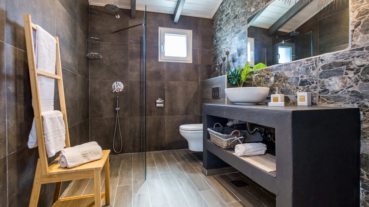 Photo of Bathroom in Kinyra