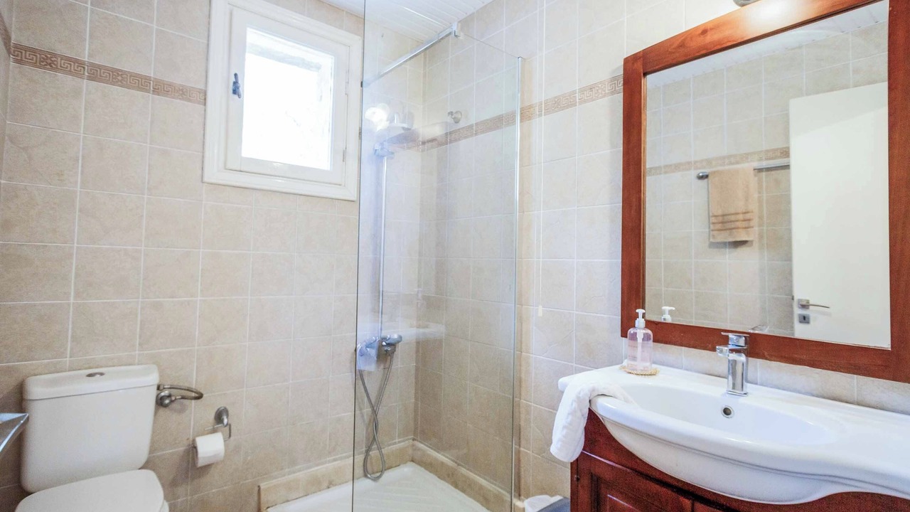 Photo of Bathroom in Marathias