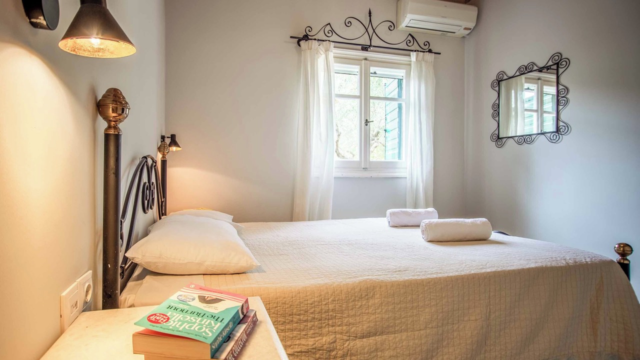 Photo of Bedroom in Marathias