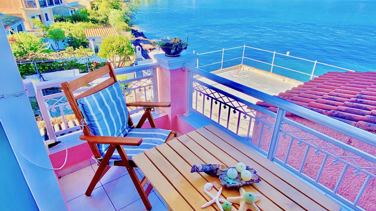 Photo of Patio Balcony in Agia Pelagia Chlomou
