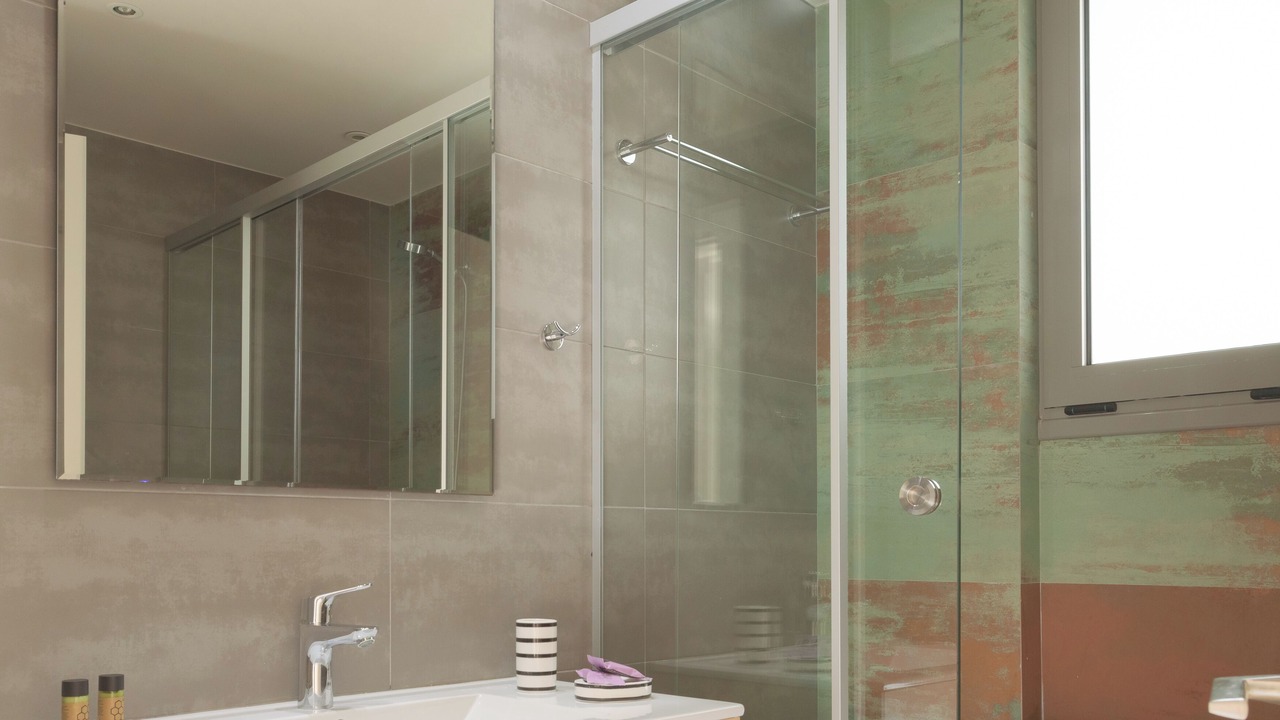 Photo of Bathroom in Adele
