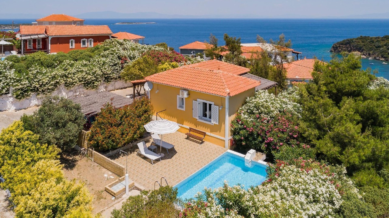 Photo of Outdoor in Samos Town