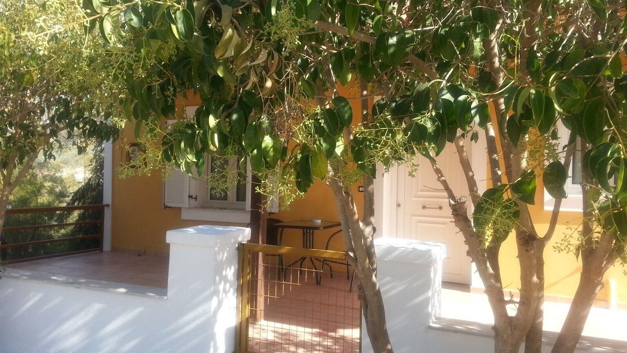 Photo of Patio Balcony in Samos Town