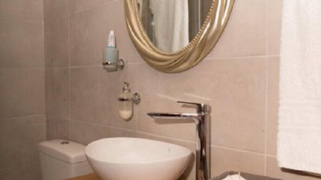Photo of Bathroom in Katochori